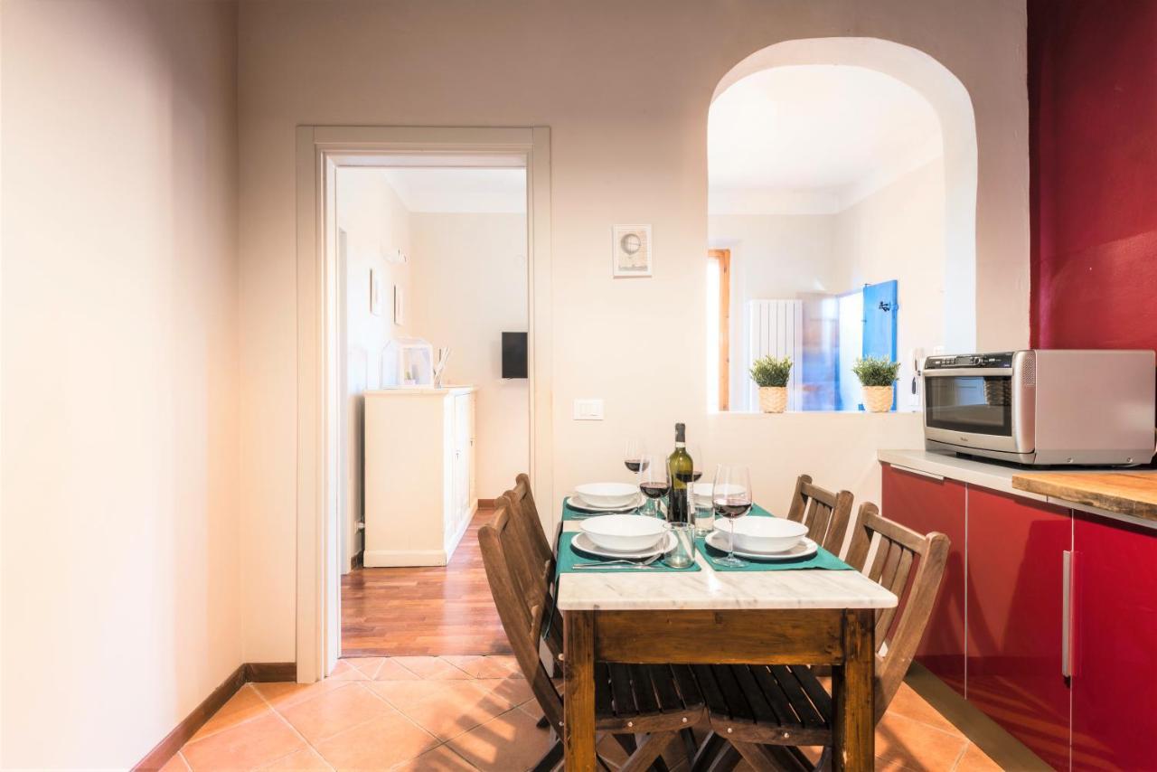 Hostly - La Pera Suite Apartment - 2 Bedrooms, Full Center Pisa Buitenkant foto