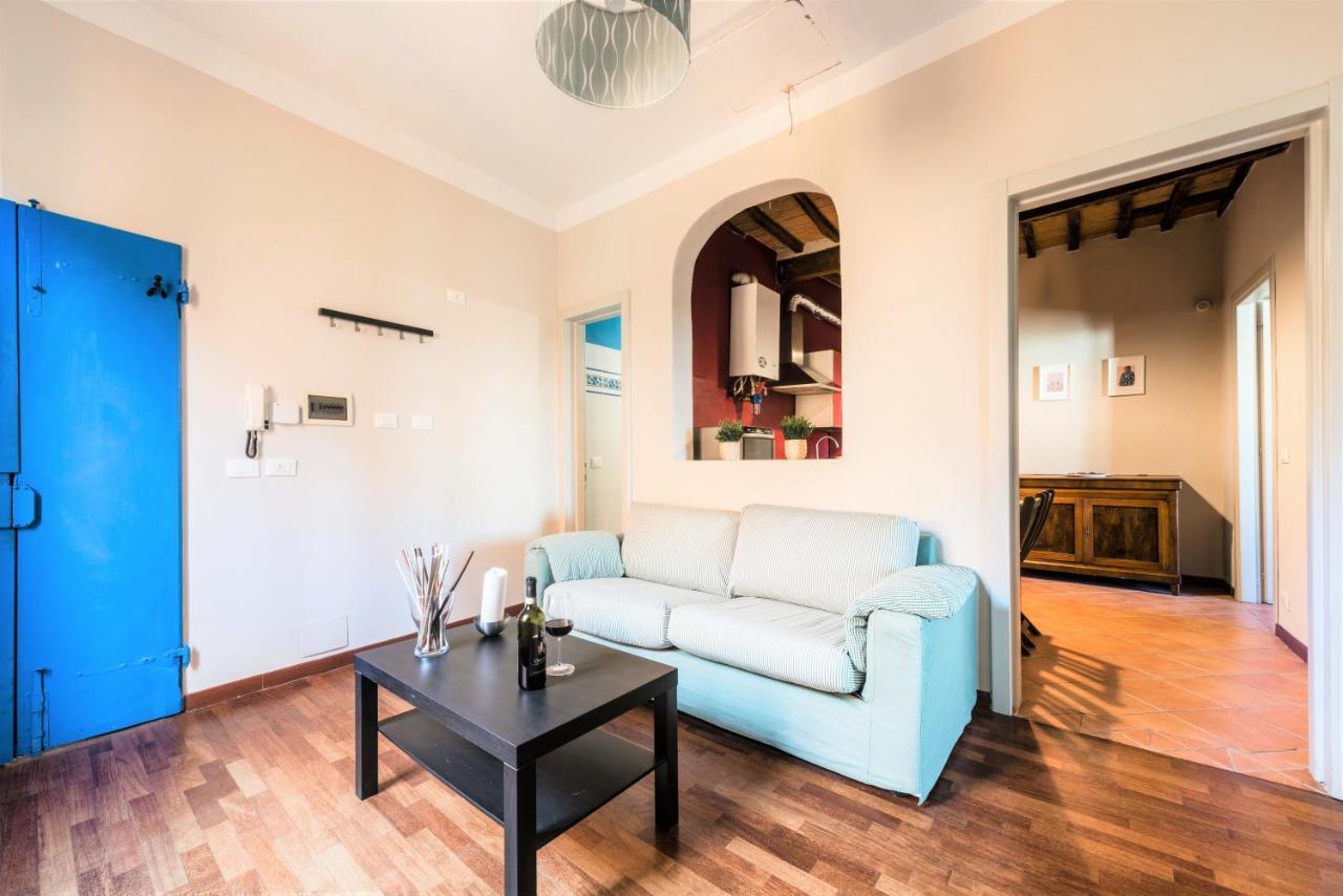 Hostly - La Pera Suite Apartment - 2 Bedrooms, Full Center Pisa Buitenkant foto