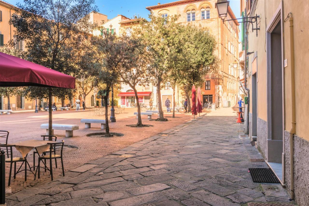 Hostly - La Pera Suite Apartment - 2 Bedrooms, Full Center Pisa Buitenkant foto